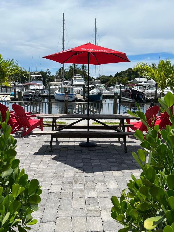Marina Vibes - Sarasota Hotel Luaran gambar